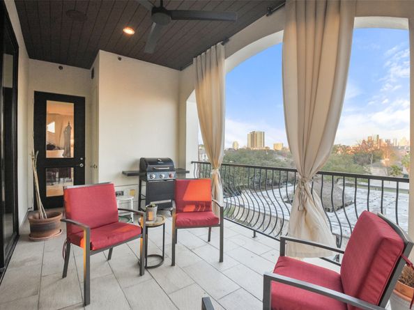 2221 Welch Street 401, Houston TX 77019
