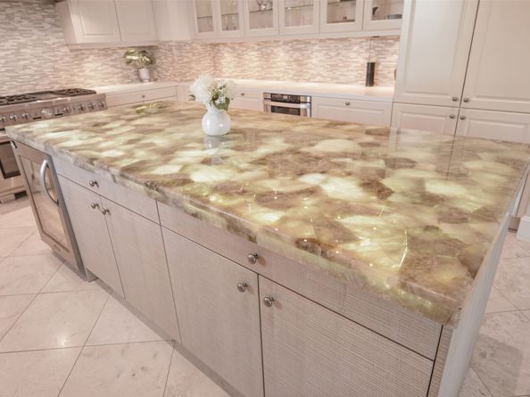 2221 Welch Street 401, Houston TX 77019