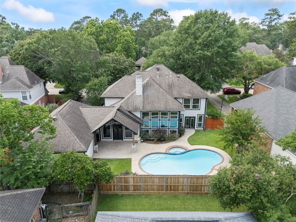 1806 Quiet Country Court, Kingwood TX 77345