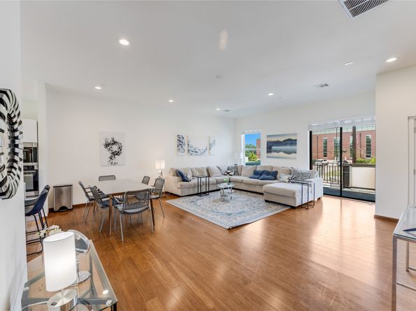 2007 Eagle Street, Houston TX 77004