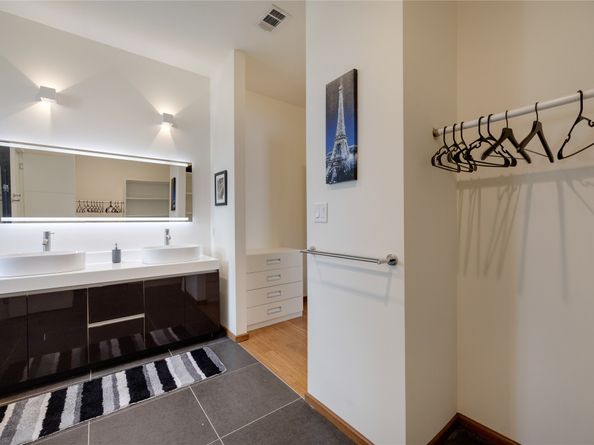 2007 Eagle Street, Houston TX 77004
