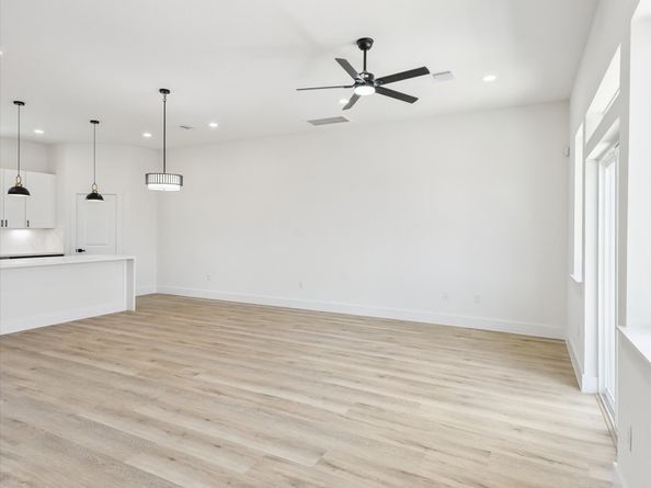 3502 Saltus Street, Houston TX 77003