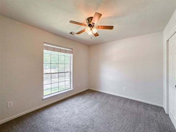 3015 Signal Hill Drive, Friendswood TX 77546