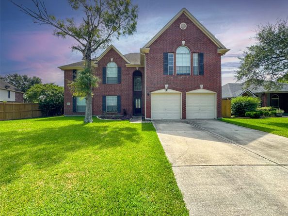 3015 Signal Hill Drive, Friendswood TX 77546