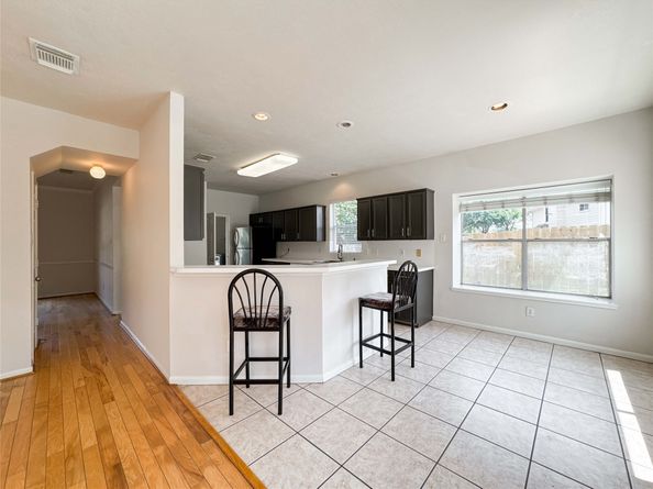 3015 Signal Hill Drive, Friendswood TX 77546