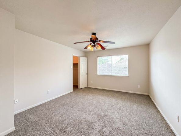3015 Signal Hill Drive, Friendswood TX 77546