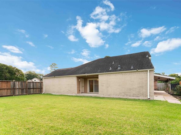 1926 Mosa Creek Court, Houston TX 77017