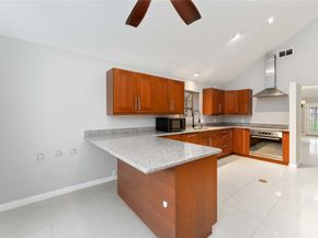 1926 Mosa Creek Court, Houston TX 77017