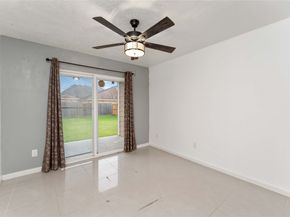 1926 Mosa Creek Court, Houston TX 77017