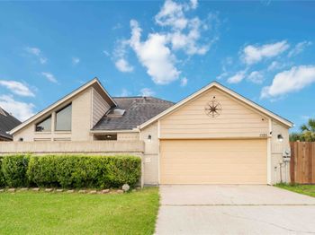 1926 Mosa Creek Court