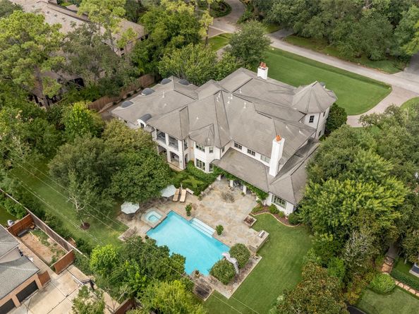 4 Glendenning Lane, Houston TX 77024