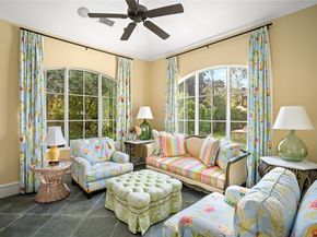 4 Glendenning Lane, Houston TX 77024