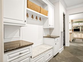 4 Glendenning Lane, Houston TX 77024