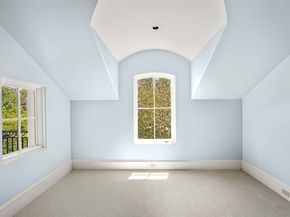 4 Glendenning Lane, Houston TX 77024