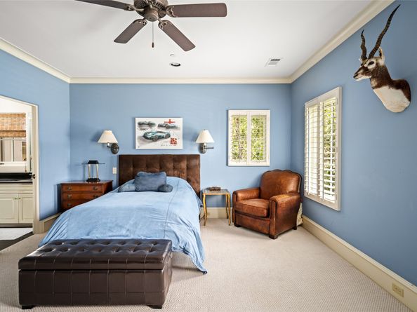 4 Glendenning Lane, Houston TX 77024