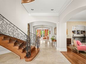 4 Glendenning Lane, Houston TX 77024