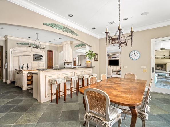 4 Glendenning Lane, Houston TX 77024