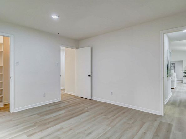 10303 Chevy Chase Drive, Houston TX 77042