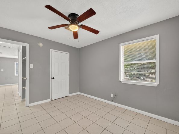 8814 Manus Street 111, Houston TX 77093