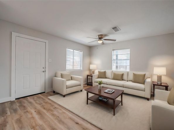 8814 Manus Street 111, Houston TX 77093