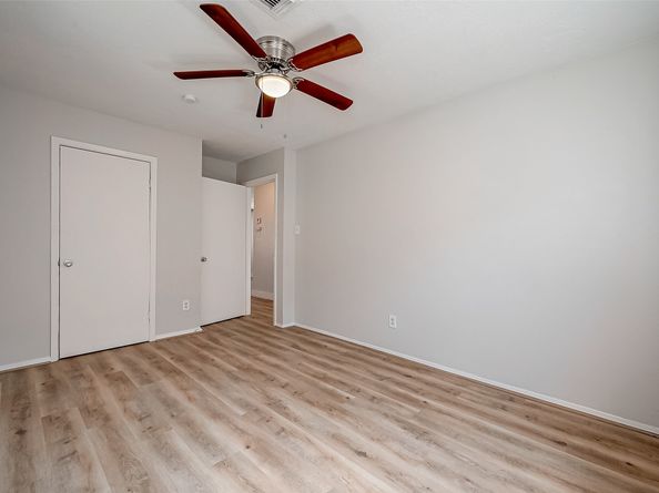 8814 Manus Street 111, Houston TX 77093