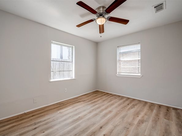 8814 Manus Street 111, Houston TX 77093