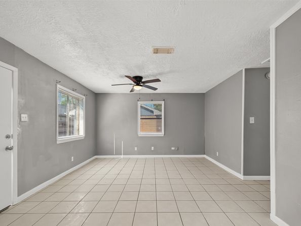 8814 Manus Street 111, Houston TX 77093