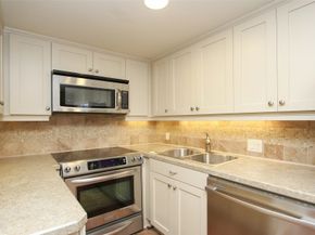 7510 Hornwood Drive 1305, Houston TX 77036