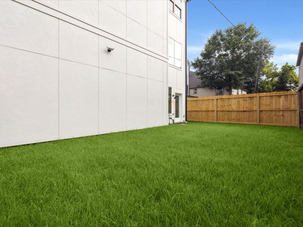 1609 Roy Street, Houston TX 77007