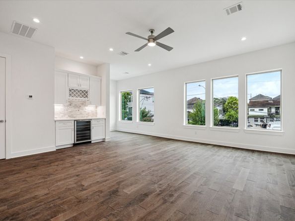 1609 Roy Street, Houston TX 77007
