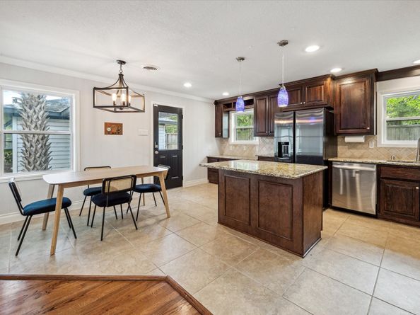 7227 Shavelson Street, Houston TX 77055