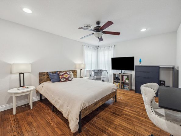 7227 Shavelson Street, Houston TX 77055