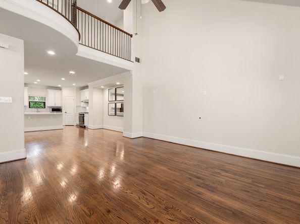 1353 Studer Street, Houston TX 77007