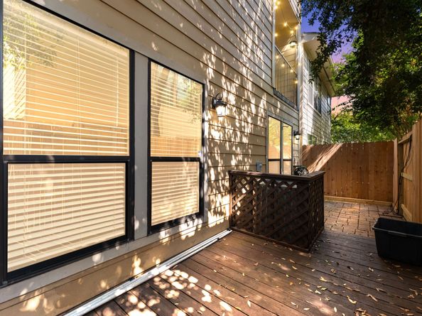 1353 Studer Street, Houston TX 77007