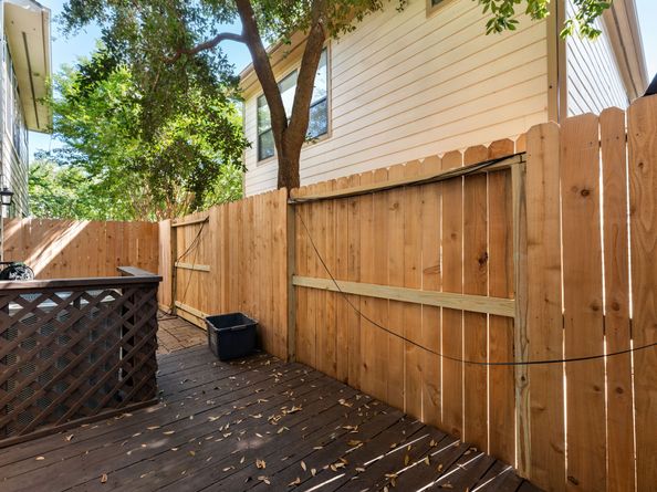 1353 Studer Street, Houston TX 77007