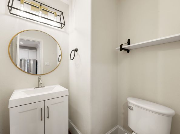 1353 Studer Street, Houston TX 77007