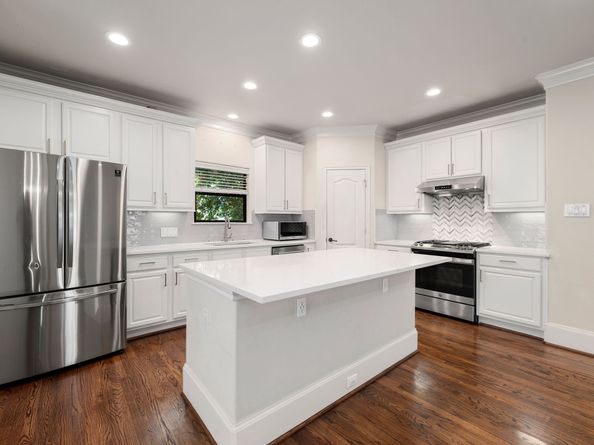 1353 Studer Street, Houston TX 77007