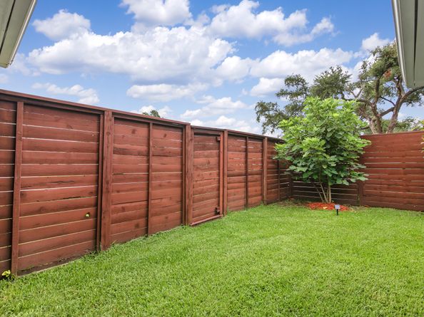 2102 Lazybrook Drive, Houston TX 77008