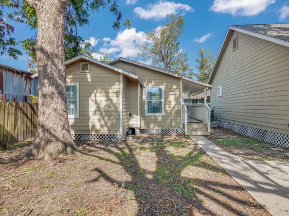 7112 Avenue L, Houston TX 77011