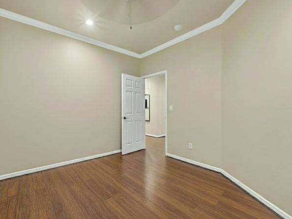 6906 Mcwilliams Drive, Houston TX 77091