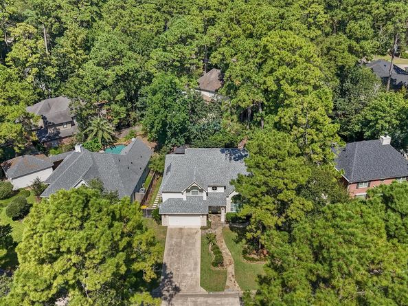26 Lucky Leaf Court, The Woodlands TX 77381