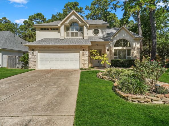26 Lucky Leaf Court, The Woodlands TX 77381
