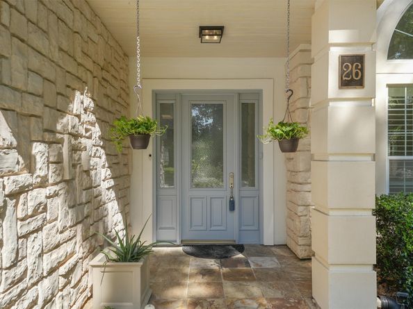 26 Lucky Leaf Court, The Woodlands TX 77381