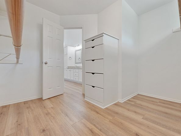 26 Lucky Leaf Court, The Woodlands TX 77381