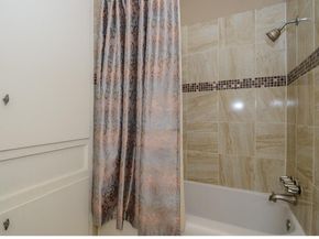 1143 Shadeland Dr, Houston TX 77043