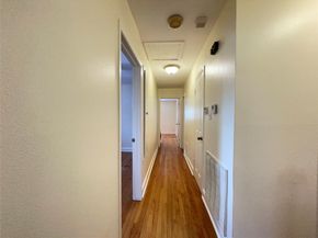 1143 Shadeland Dr, Houston TX 77043