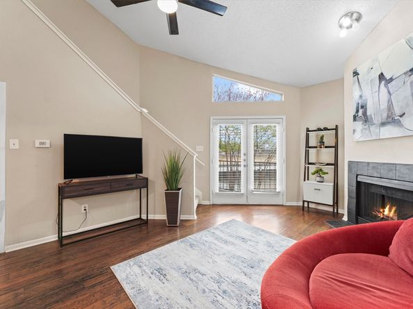 10855 Meadowglen Lane 729, Houston TX 77042