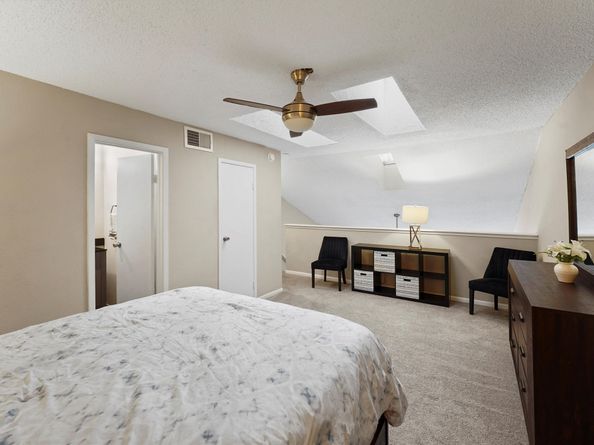10855 Meadowglen Lane 729, Houston TX 77042