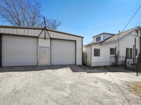 2901 Preston Street, Houston TX 77003