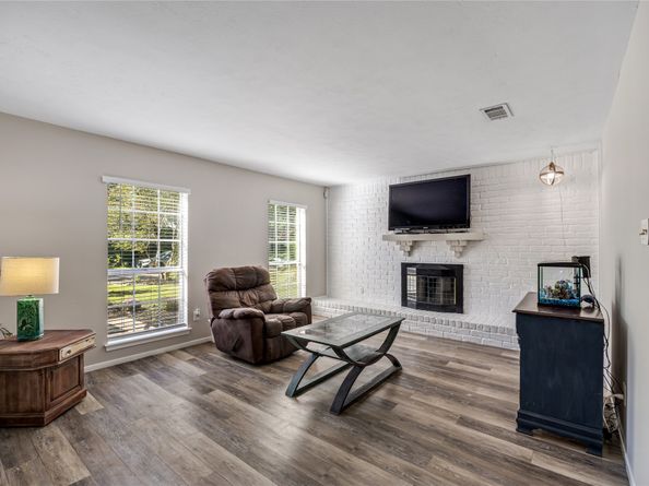 3219 Birch Creek Drive, Houston TX 77339